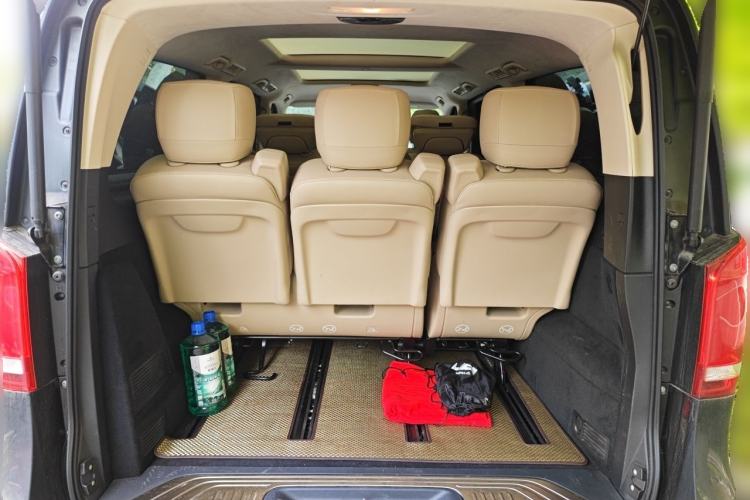 Used Mercedes-Benz V-Class 2021 V 260 L Long-wheelbase Luxury Edition Trunk