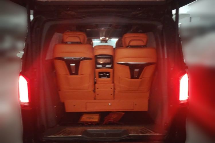 Used Mercedes-Benz V-Class 2021 V 260 L Long Wheelbase Prestige Edition Trunk