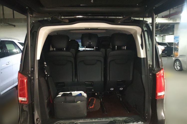Used Mercedes-Benz V-Class 2021 V 260 L Long-wheelbase Luxury Edition Trunk