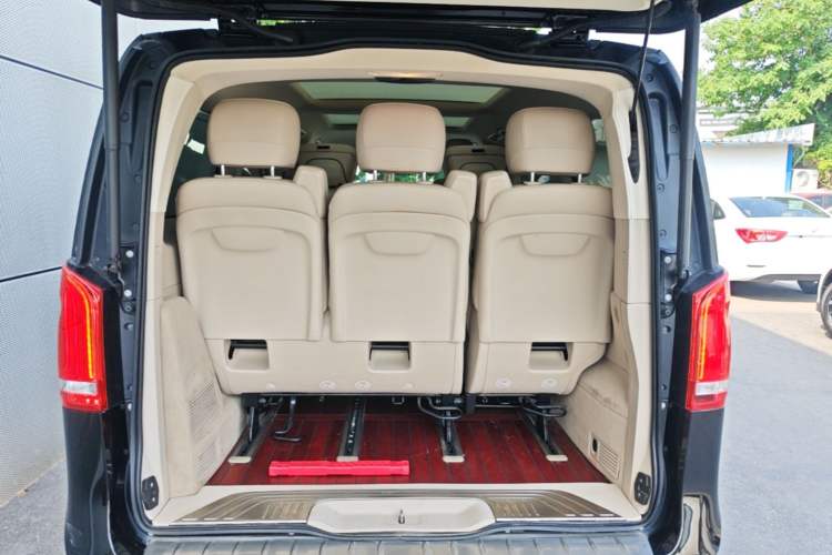 Used Mercedes-Benz V-Class 2021 V 260 Prestige Edition Trunk