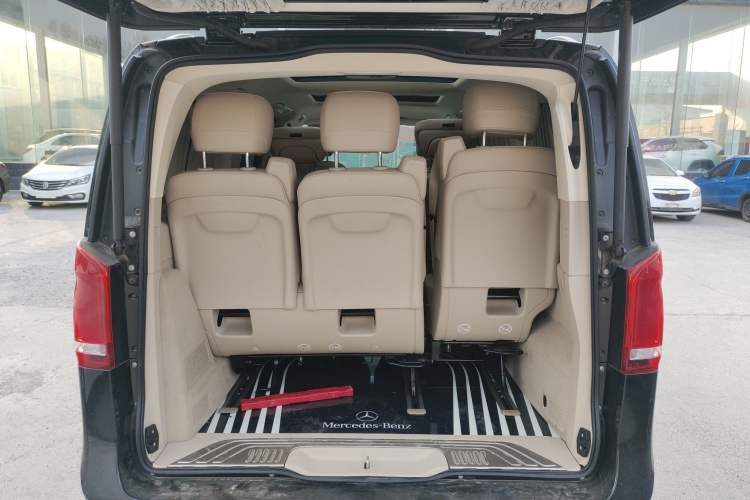 Used Mercedes-Benz V-Class 2021 V 260 Prestige Edition Trunk