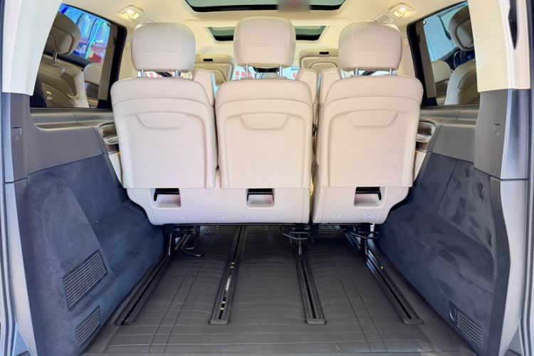 Used Mercedes-Benz V-Class 2021 V 260 Prestige Edition Trunk