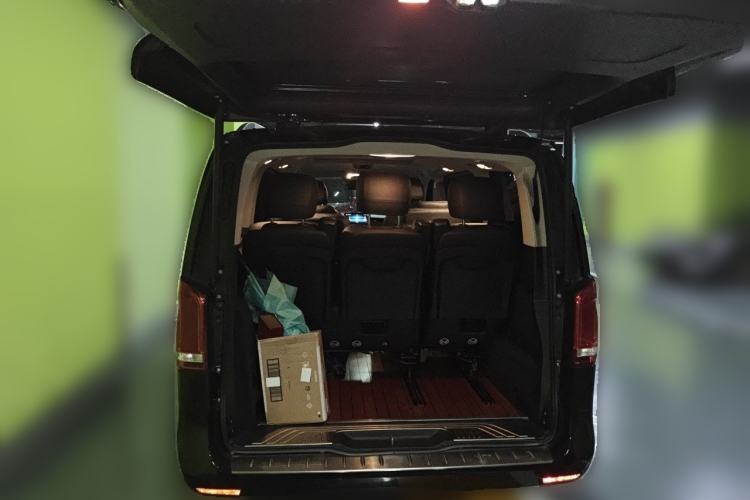 Used Mercedes-Benz V-Class 2021 V 260 Avantgarde Edition Trunk
