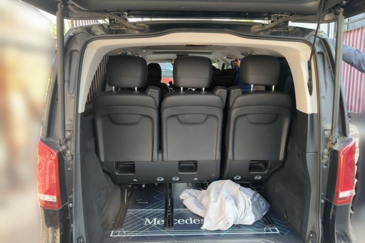 Used Mercedes-Benz V-Class 2021 V 260 L Long-wheelbase Luxury Edition Trunk