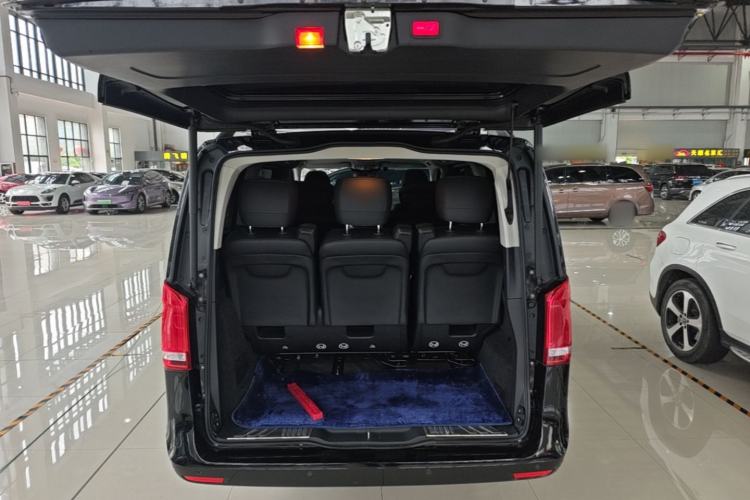 Used Mercedes-Benz V-Class 2021 V 260 Prestige Edition Trunk