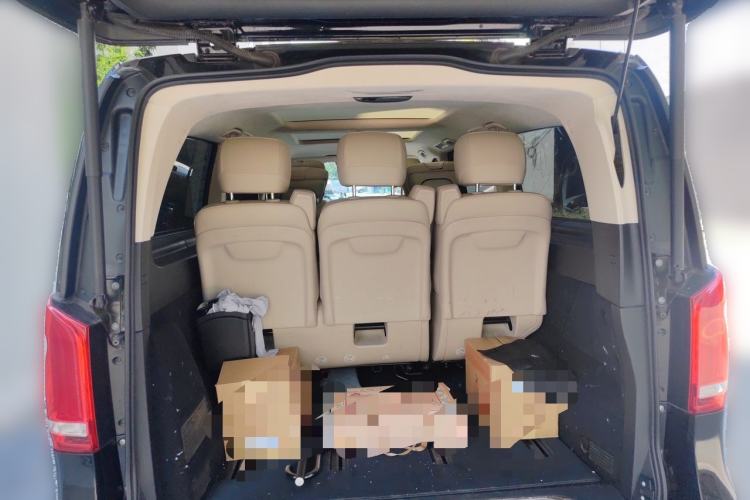 Used Mercedes-Benz V-Class 2021 V 260 L Long-wheelbase Luxury Edition Trunk