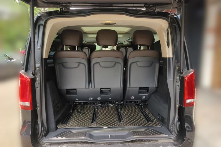 Used Mercedes-Benz V-Class 2021 V 260 L Long-wheelbase Luxury Edition Trunk