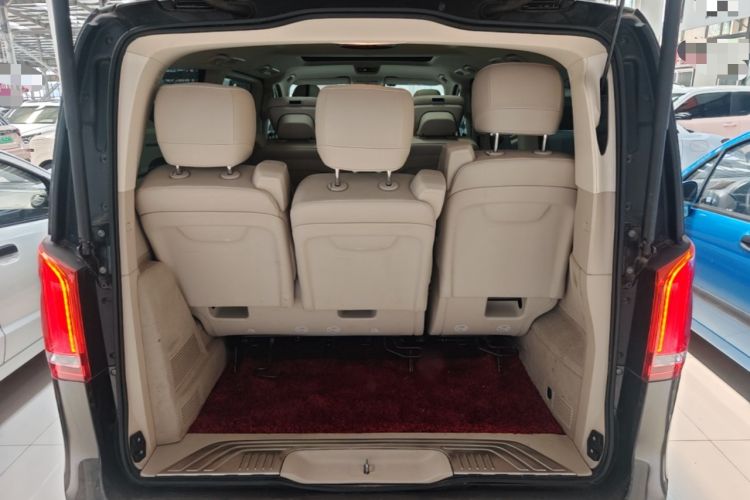 Used Mercedes-Benz V-Class 2021 V 260 Prestige Edition Trunk