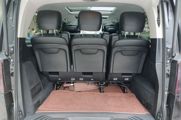 Used Mercedes-Benz V-Class 2021 V 260 L Long Wheelbase Prestige Edition Trunk