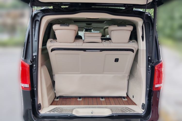 Used Mercedes-Benz V-Class 2021 V 260 Prestige Edition Trunk