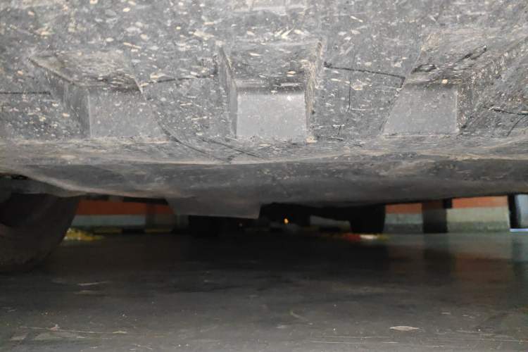 Used Mercedes-Benz V-Class 2021 V 260 Avantgarde Edition Chassis Front
