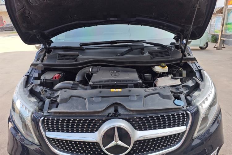 Used Mercedes-Benz V-Class 2021 V 260 L Long-wheelbase Luxury Edition Engine Bay