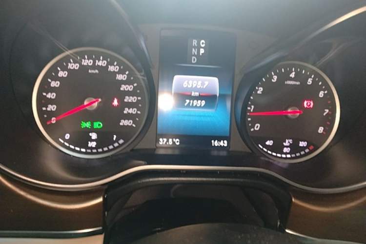 Used Mercedes-Benz V-Class 2021 V 260 L Long Wheelbase Prestige Edition Instrument Cluster