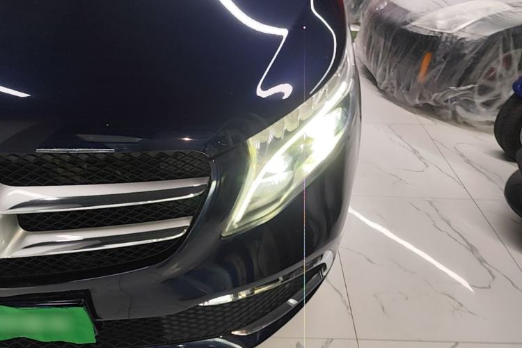 Used Mercedes-Benz V-Class 2021 V 260 L Long Wheelbase Prestige Edition Left Front Headlight