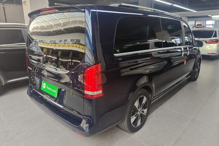Used Mercedes-Benz V-Class 2021 V 260 L Long Wheelbase Prestige Edition Rear Right 45 Deg