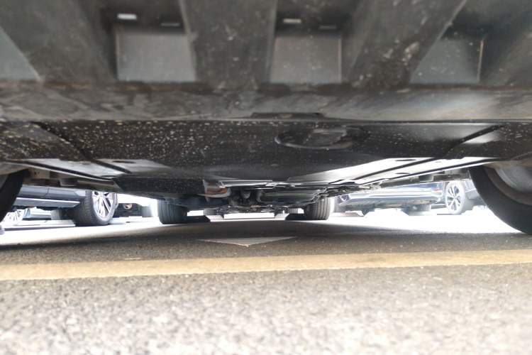 Used Mercedes-Benz V-Class 2021 V 260 L Long Wheelbase Prestige Edition Chassis Front