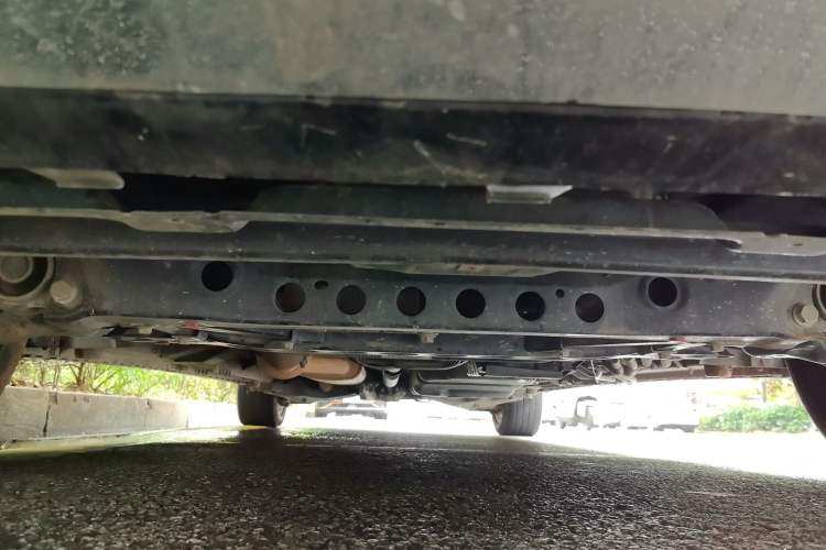 Used Mercedes-Benz V-Class 2021 V 260 L Long Wheelbase Prestige Edition Chassis Front