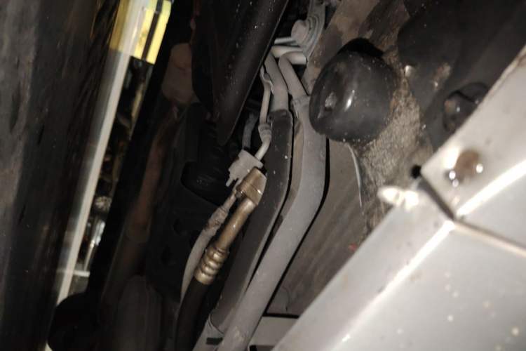 Used Mercedes-Benz V-Class  Chassis Front Left