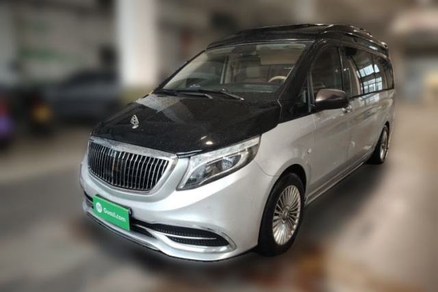 Used Mercedes-Benz V-Class Mercedes-Benz V-Class business-class conversion, 2021 model, 2.0T automatic, 7 seats.