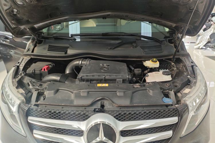 Used Mercedes-Benz V-Class 2021 V 260 Prestige Edition Engine Bay