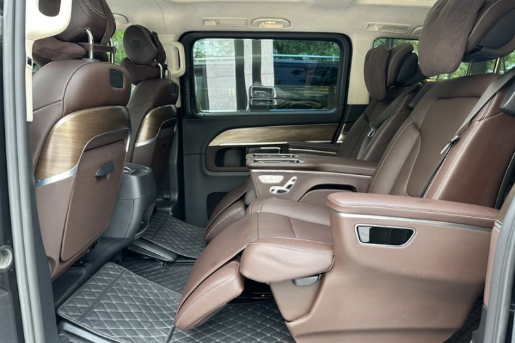 Used Mercedes-Benz V-Class 2021 V 260 L Long-wheelbase Luxury Edition Interior 5