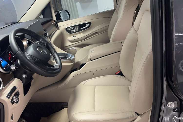 Used Mercedes-Benz V-Class 2021 V 260 L Long-wheelbase Luxury Edition Left Front Seat
