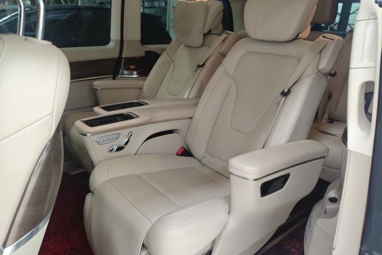 Used Mercedes-Benz V-Class 2021 V 260 Prestige Edition Left Rear Seat