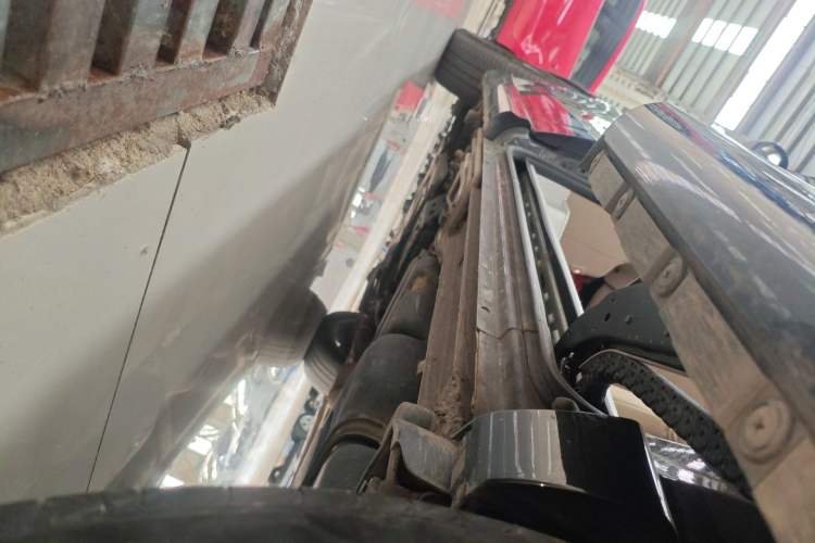 Used Mercedes-Benz V-Class 2021 V 260 Prestige Edition Left Side Sill