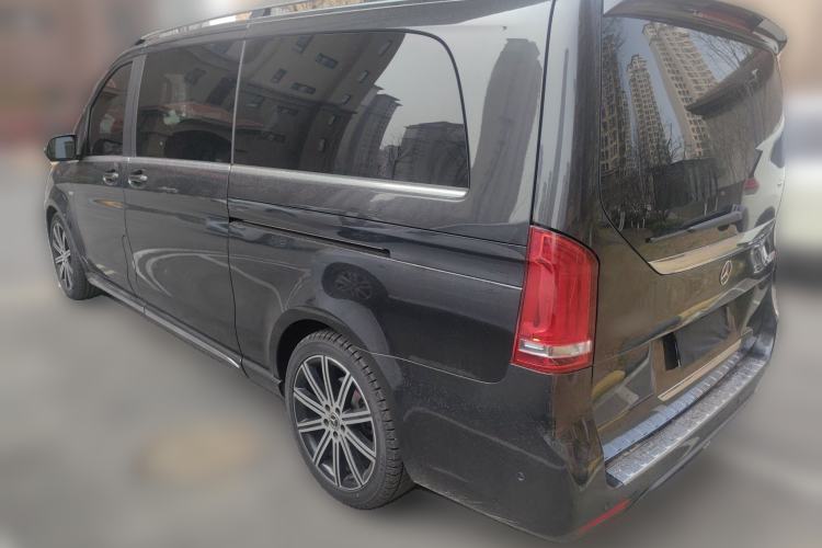 Used Mercedes-Benz V-Class 2021 V 260 L Long-wheelbase Luxury Edition Rear Left 45 Deg