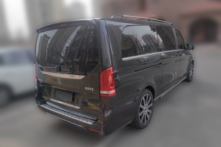 Used Mercedes-Benz V-Class 2021 V 260 L Long-wheelbase Luxury Edition Rear Right 45 Deg