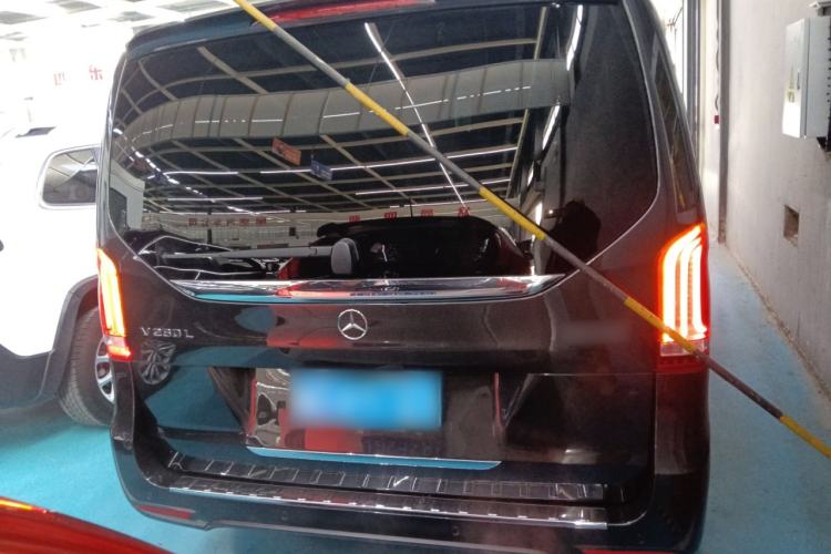 Used Mercedes-Benz V-Class 2021 V 260 L Long-wheelbase Luxury Edition Rear