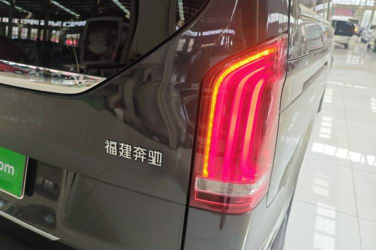 Used Mercedes-Benz V-Class 2021 V 260 Prestige Edition Right Rear Taillight