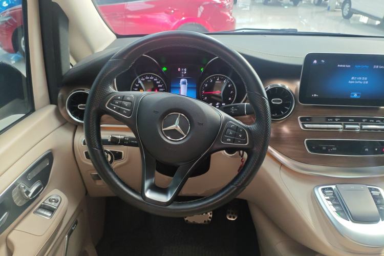 Used Mercedes-Benz V-Class 2021 V 260 Prestige Edition Steering Wheel