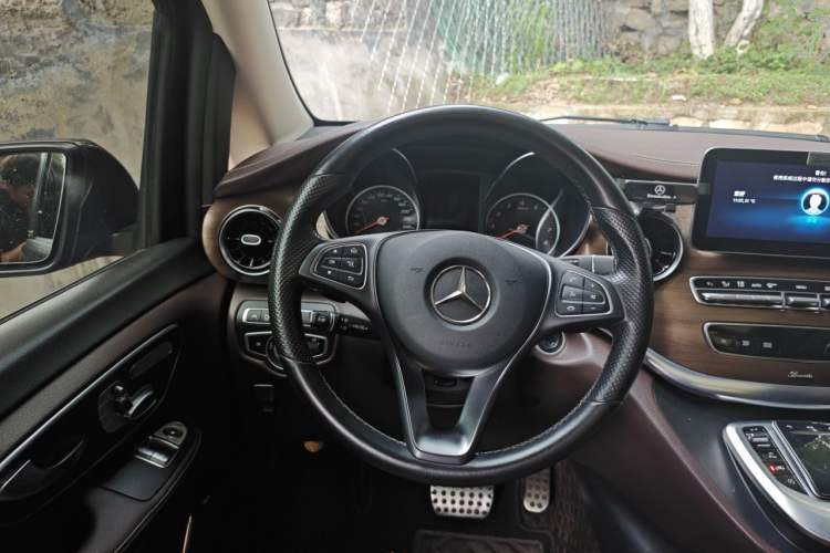 Used Mercedes-Benz V-Class 2021 V 260 L Long-wheelbase Luxury Edition Steering Wheel