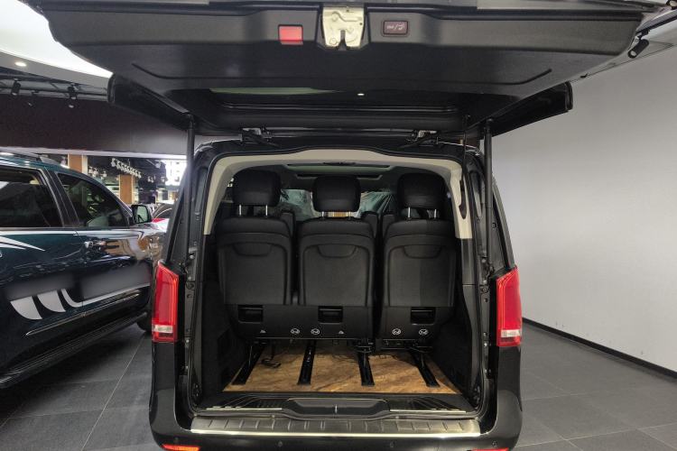 Used Mercedes-Benz V-Class 2021 V 260 L Long Wheelbase Prestige Edition Trunk