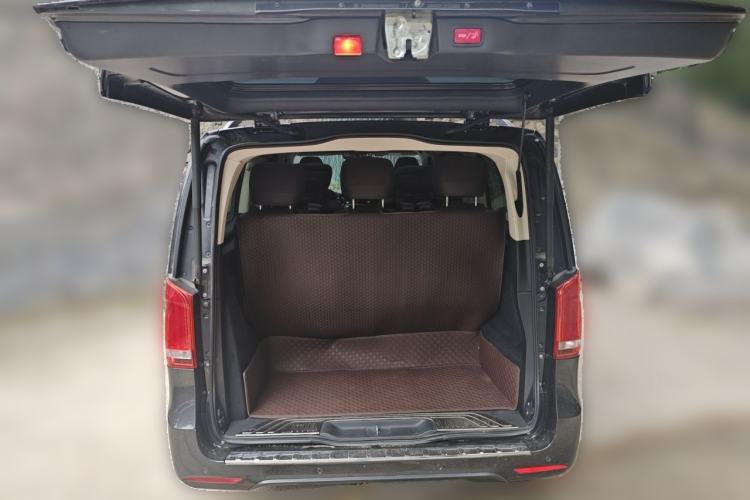 Used Mercedes-Benz V-Class 2021 V 260 L Long-wheelbase Luxury Edition Trunk