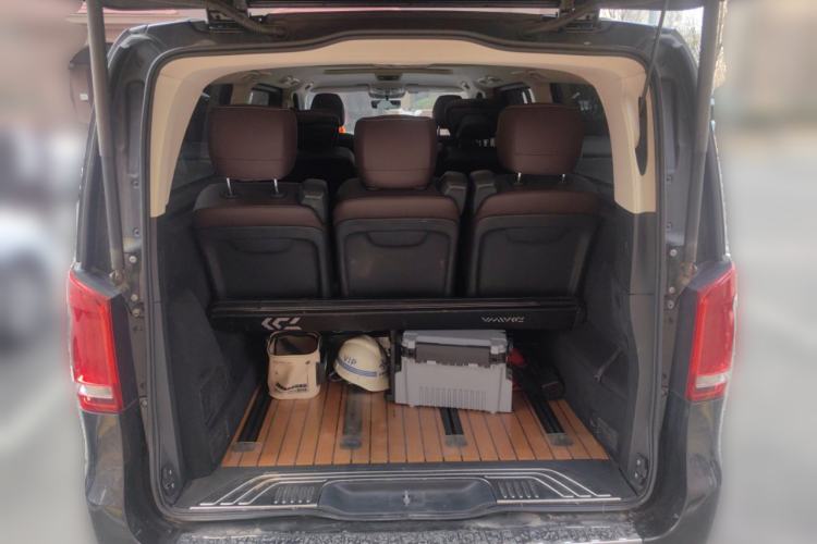 Used Mercedes-Benz V-Class 2021 V 260 L Long-wheelbase Luxury Edition Trunk