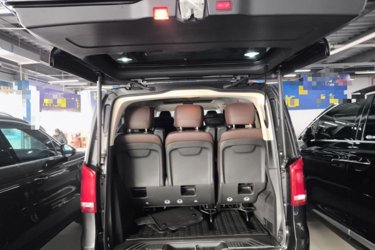 Used Mercedes-Benz V-Class 2021 V 260 L Long-wheelbase Luxury Edition Trunk