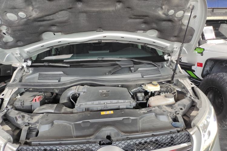 Used Mercedes-Benz V-Class 2021 V 260 Prestige Edition Engine Bay