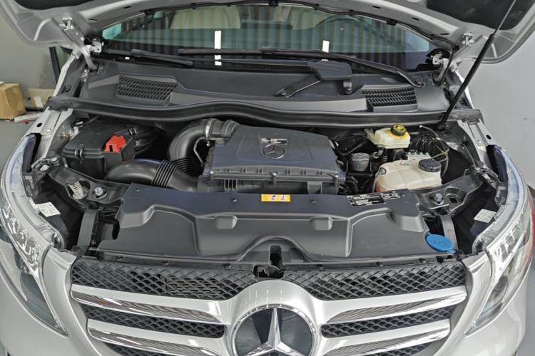 Used Mercedes-Benz V-Class 2021 V 260 Prestige Edition Engine Bay