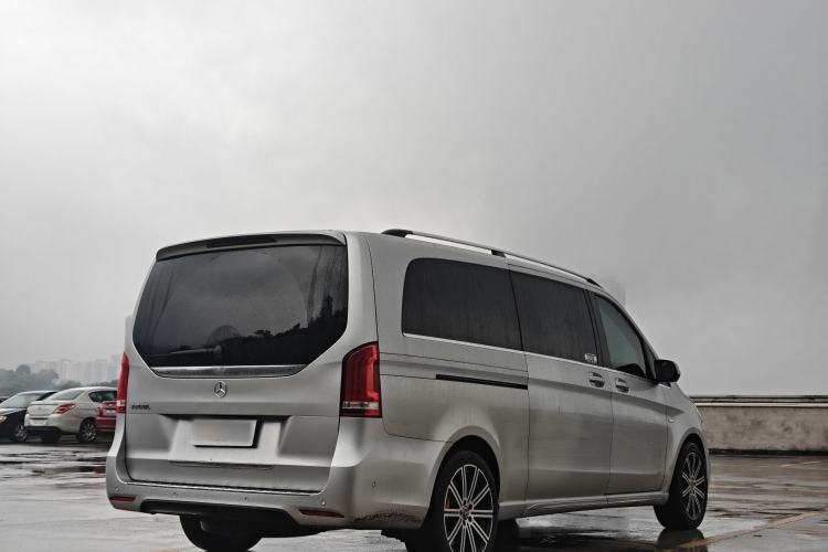Used Mercedes-Benz V-Class 2021 V 260 L Long-wheelbase Luxury Edition Exterior 4