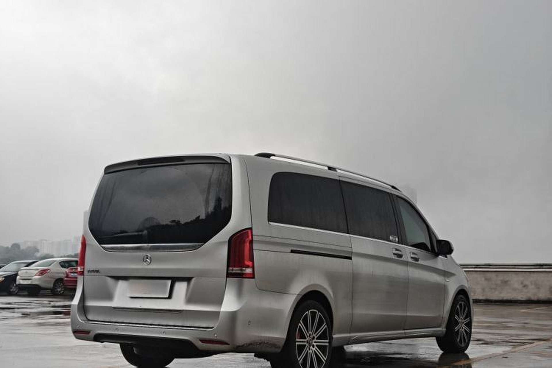Used Mercedes-Benz V-Class 2021 V 260 L Long-wheelbase Luxury Edition Exterior 4