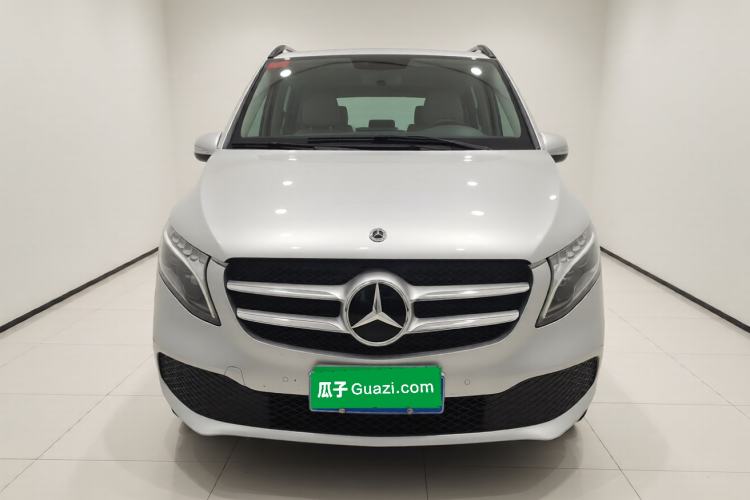 Used Mercedes-Benz V-Class 2021 V 260 Avantgarde Edition Front