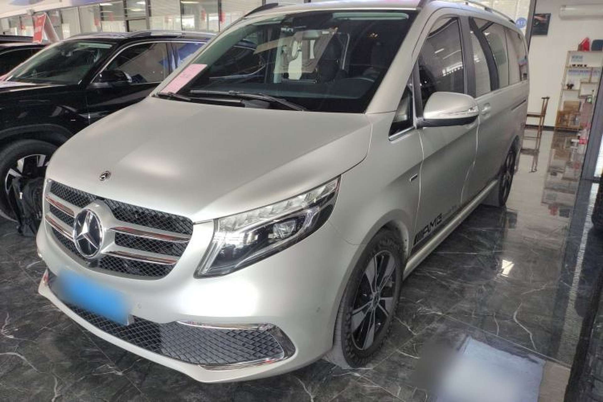 Used Mercedes-Benz V-Class 2021 V 260 Prestige Edition Front Left 45 Deg
