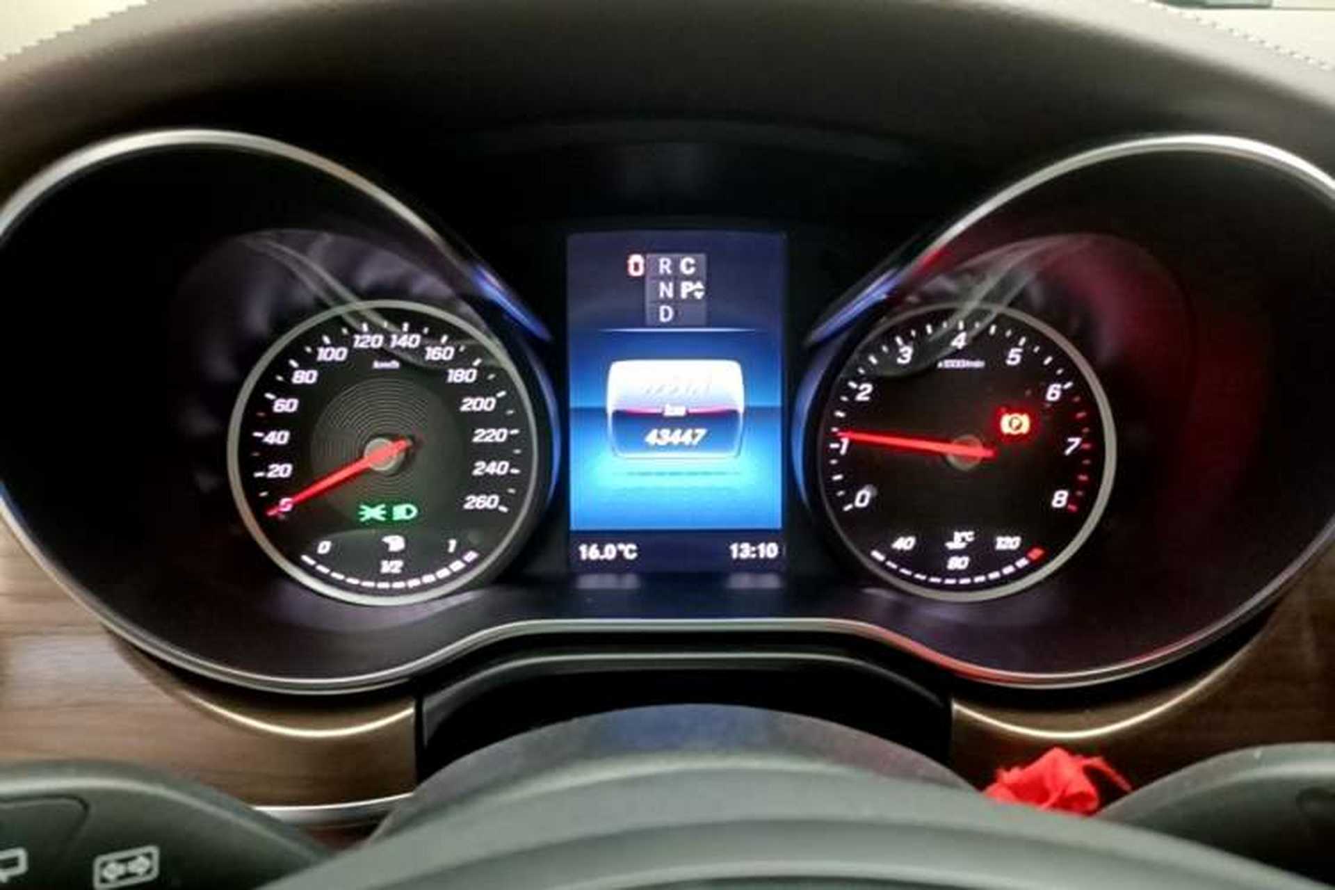 Used Mercedes-Benz V-Class 2021 V 260 L Long-wheelbase Luxury Edition Instrument Cluster