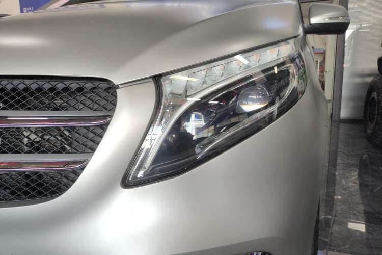 Used Mercedes-Benz V-Class 2021 V 260 Prestige Edition Left Front Headlight
