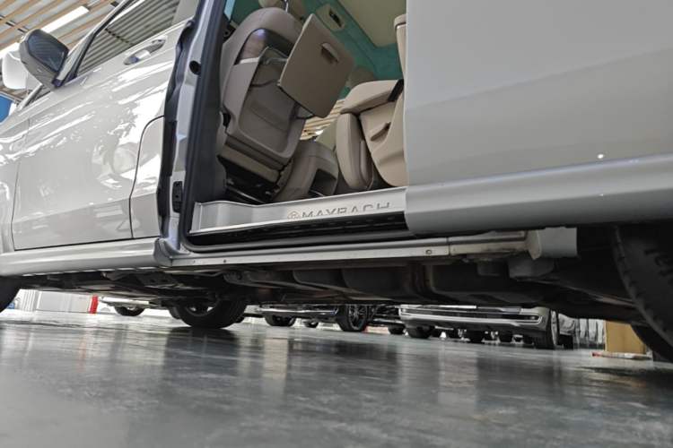 Used Mercedes-Benz V-Class 2021 V 260 Prestige Edition Left Side Sill