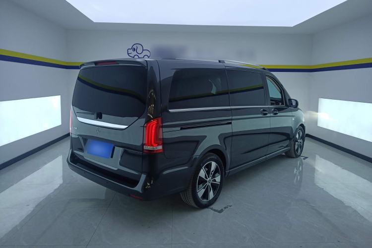 Used Mercedes-Benz V-Class 2021 V 260 Prestige Edition Rear Right 45 Deg