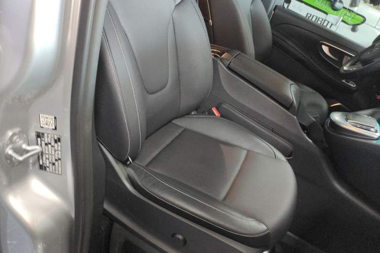 Used Mercedes-Benz V-Class 2021 V 260 Prestige Edition Right Front Seat