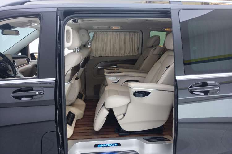 Used Mercedes-Benz V-Class 2021 V 260 Prestige Edition Right Rear Seat